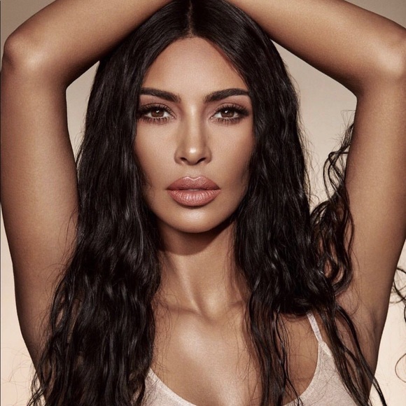 SOLD - KKW Beauty Red crème lipstick in candy apple red - Picture 3 of 4